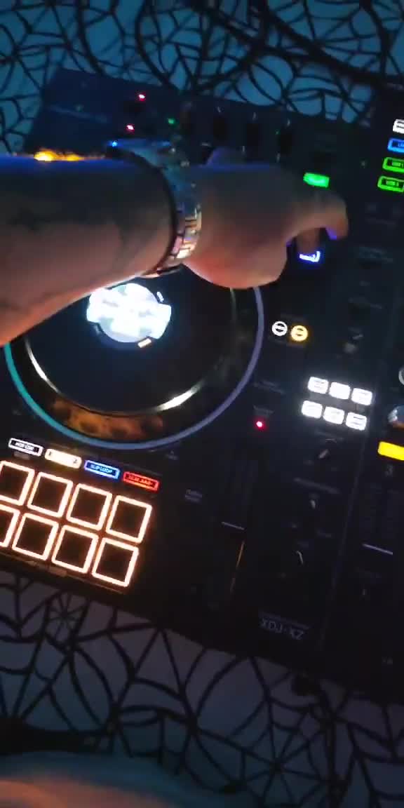 578461320_32875248602073567_2823540817332964395_n.mp4